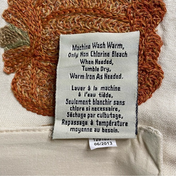 Pottery Barn Pumpkin Fall Harvest Thanksgiving Table Runner 18 X 108" NWOT - Picture 5 of 5